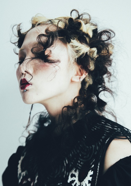 川田 理紗子の作品