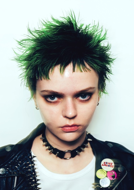 大塚 柊那の作品