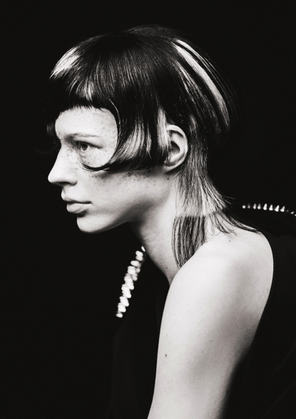 真間 康平の作品