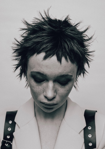 大塚 柊那の作品